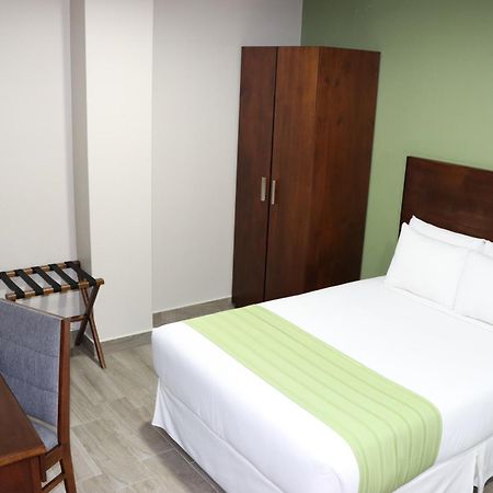 Hotel San Agustin Plaza Latacunga Exteriér fotografie