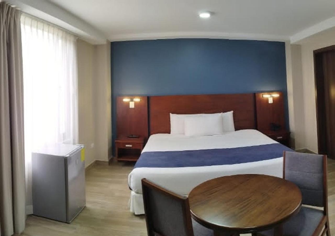 Hotel San Agustin Plaza Latacunga Exteriér fotografie